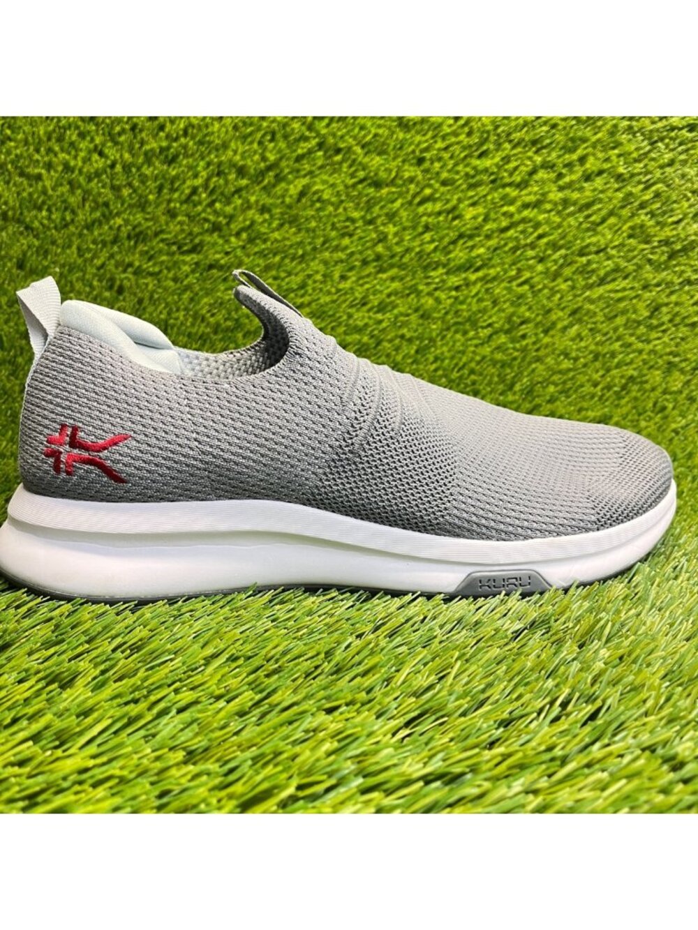 Kuru Atom Slip-On Mens Size 10 Gray White Athletic Running Walking Shoes Sneaker